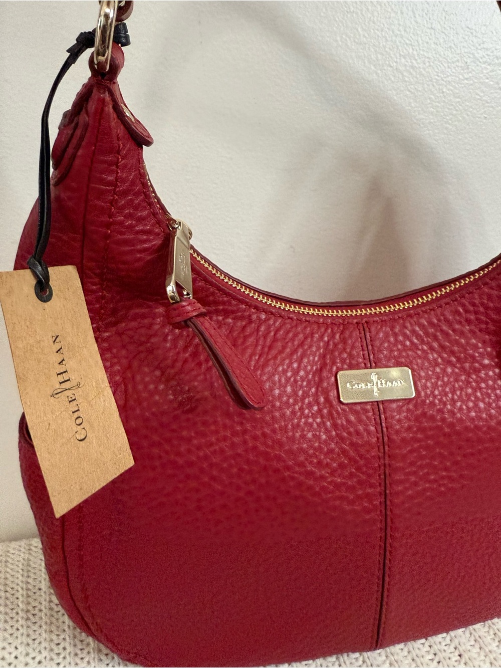 Cole Haan NWT  Pebbled Leather Hobo Bag in Velvet Red - Picture 3 of 14